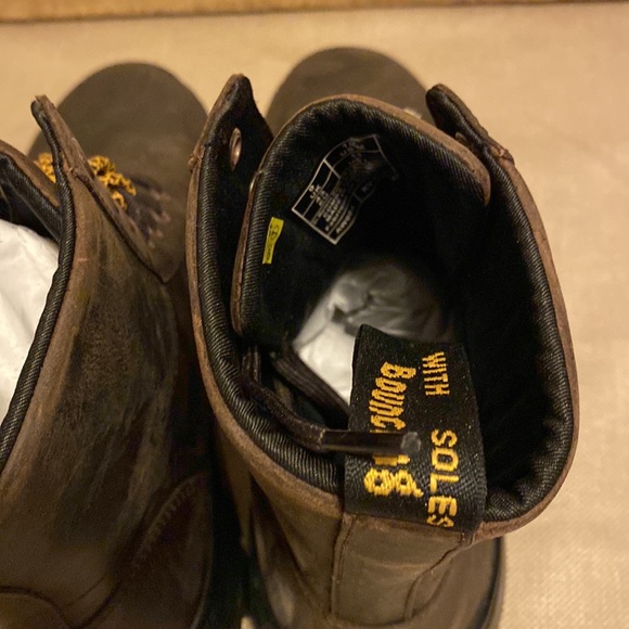 DR. MARTENs Combs leather - Picture 6 of 9